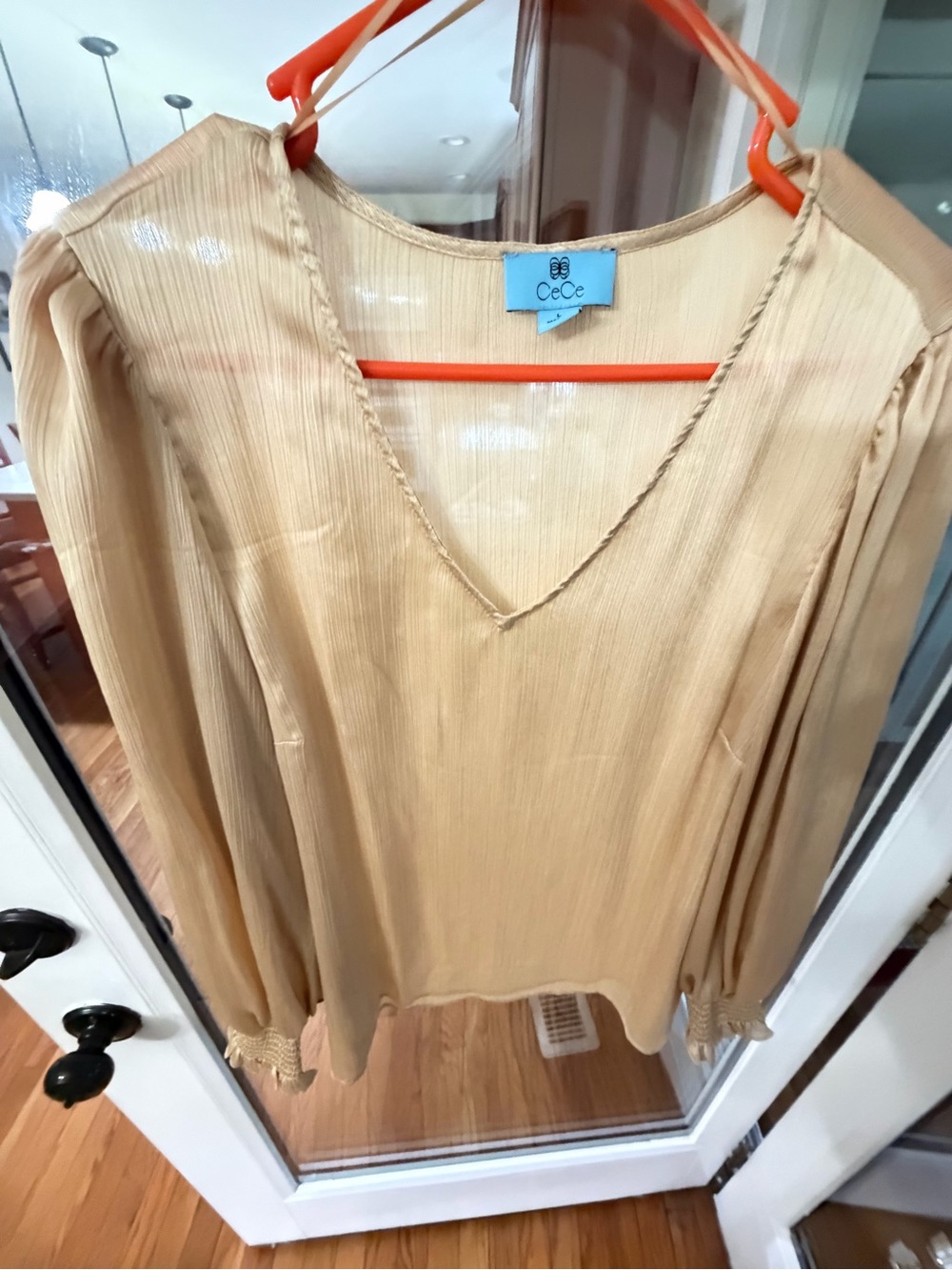 CeCe Champagne Plisse V-Neck Long-Sleeve Pleated Smocked Cuff Blouse Size Large